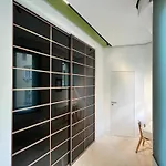 Casa Leaf